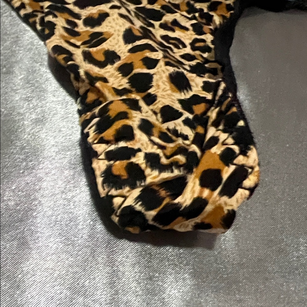Leopard Print Thong with Rhinestone Elastic - Picture 2 of 8